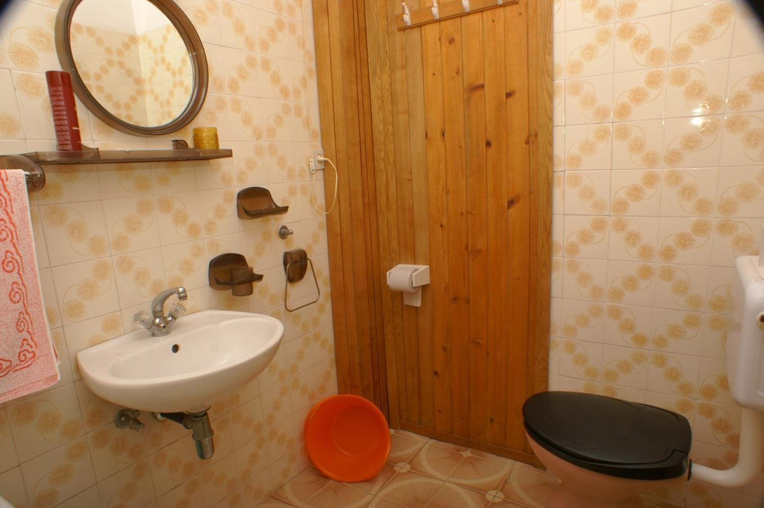 Apartments By The Sea Zivogosce - Mala Duba, Makarska - 2603 Igrane Room photo
